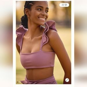 Winged sport bra (Port de Bras)